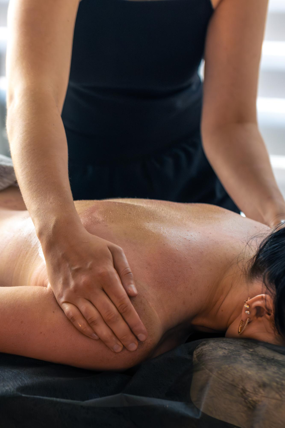 Abhyanga (Shoulder to Toe)